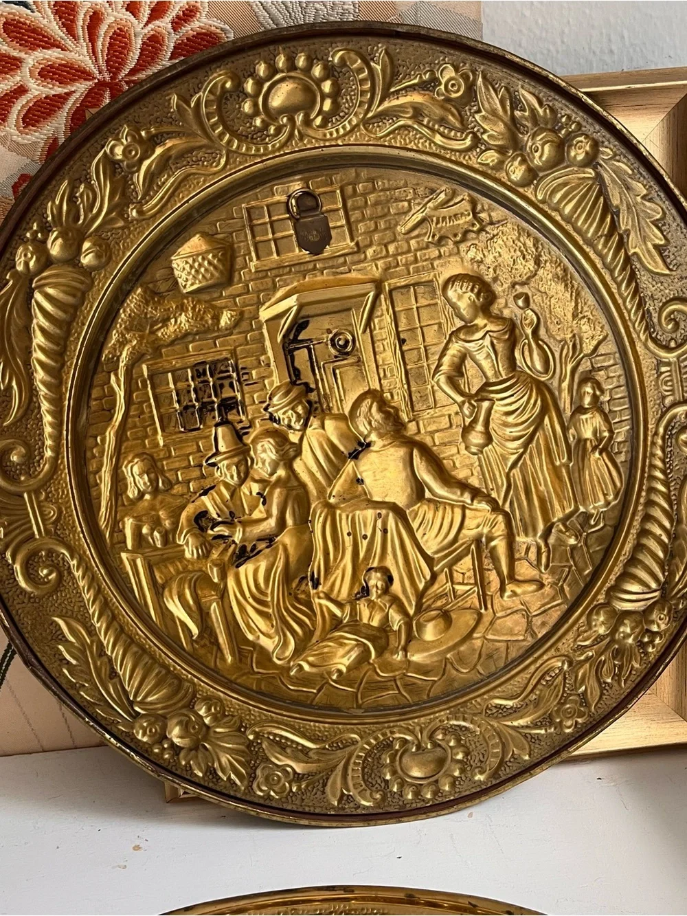 Vintage English embossed decorative Brass wall hanging plates set of 2